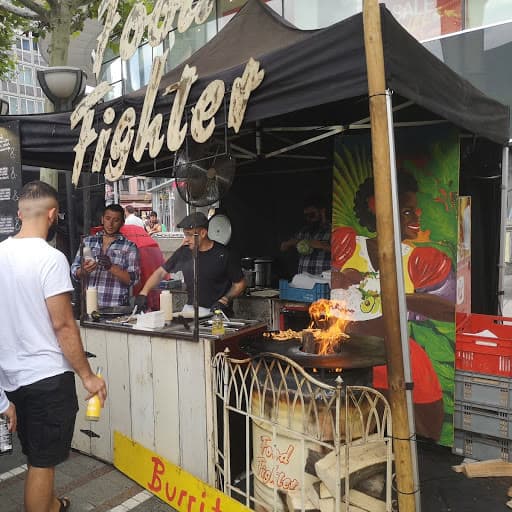 Original Street-Food-Stände